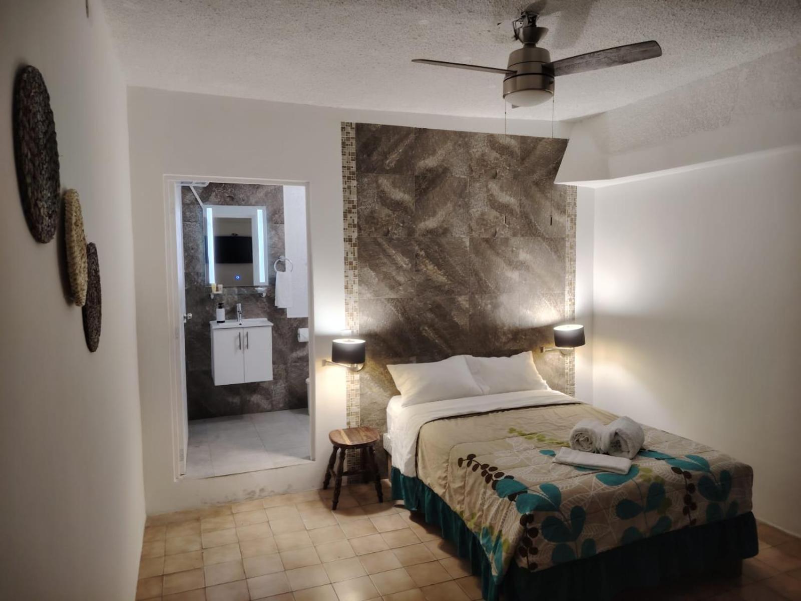 Cabo Tortuga Hotel Boutique Кабо Сан Лукас Екстериор снимка